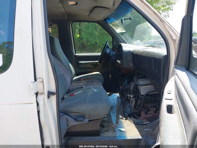 Ford Econoline E350 Super Duty