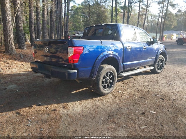 Nissan Titan Sv