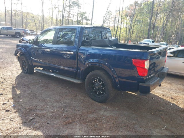 Nissan Titan Sv