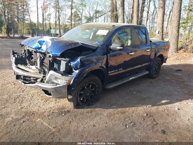 Nissan Titan Sv