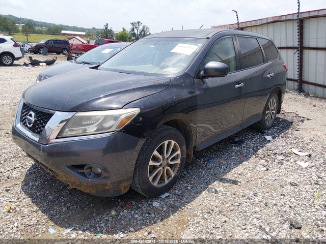 Nissan Pathfinder S