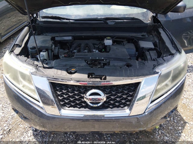 Nissan Pathfinder S