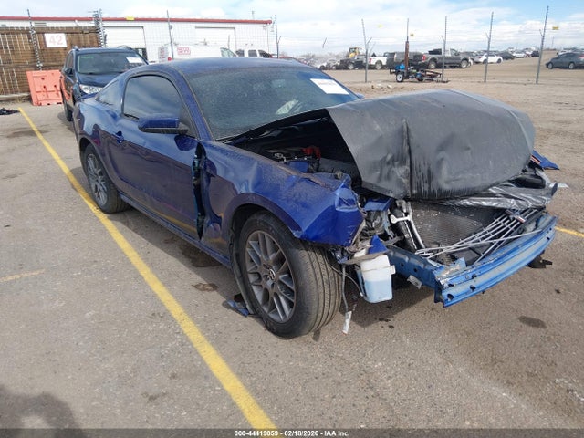 Salvage Ford Mustang Image