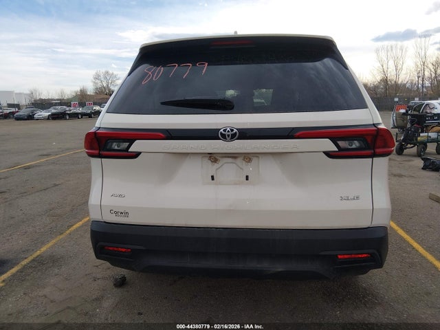 Toyota Grand Highlander Xle