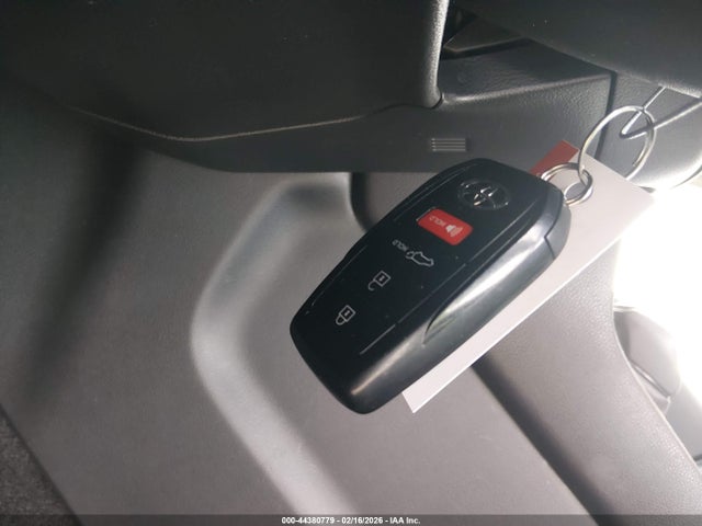 Toyota Grand Highlander Xle