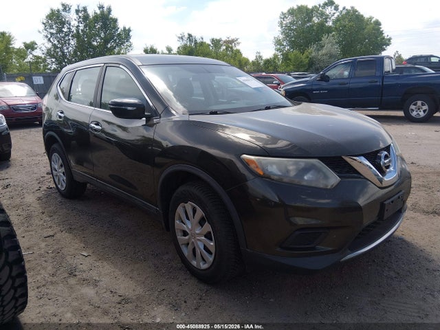 Salvage Nissan Rogue Image