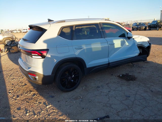Volkswagen Taos 1.5t Se