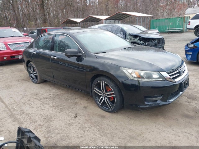 Salvage Honda Accord Image