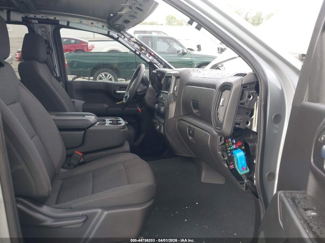 Chevrolet Silverado 1500 2wd  Short Bed Custom