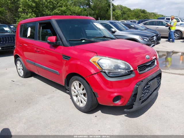 Salvage Kia Soul Image