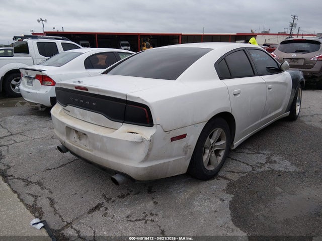 Dodge Charger Se