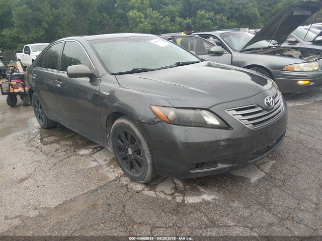 Salvage Toyota Camry Image