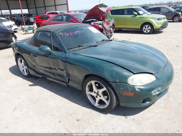 Salvage Mazda MX-5 Miata Image