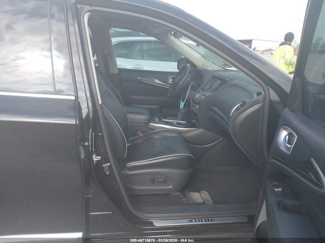 INFINITI Qx