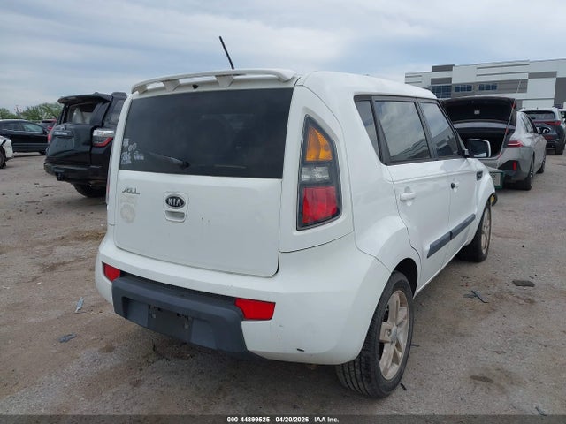 Kia Soul +
