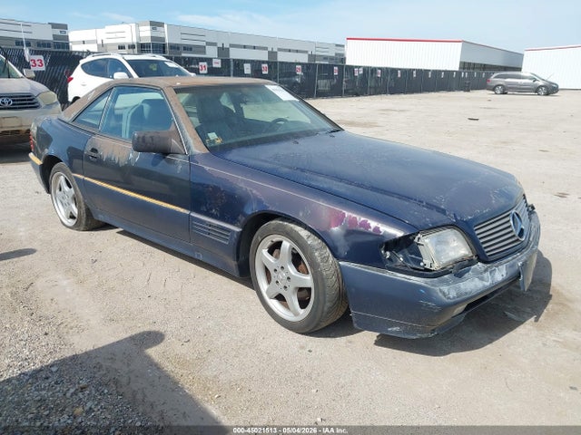 Salvage Mercedes-Benz 500 Image