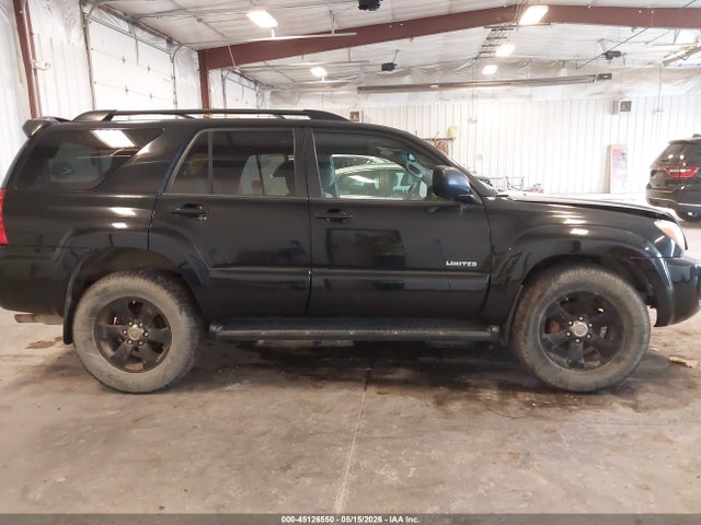 Toyota 4Runner Limited V8