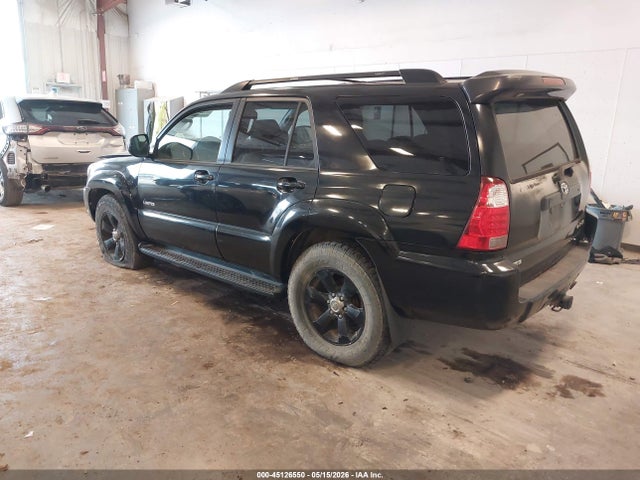 Toyota 4Runner Limited V8