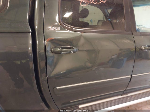 Toyota Tundra Sr5 V8