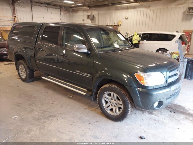 Salvage Toyota Tundra Image