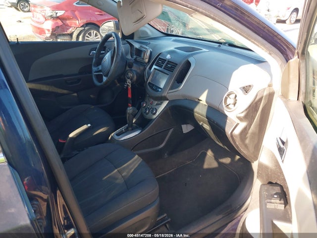 Chevrolet Sonic Lt Auto