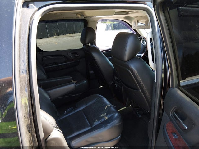 Cadillac Escalade Premium