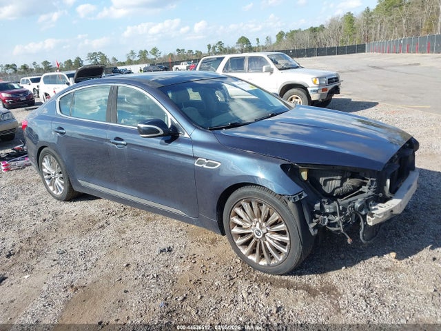 Salvage Kia K900 Image