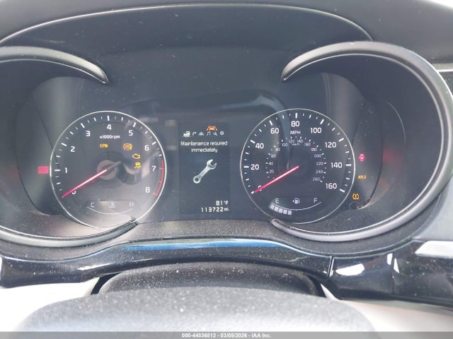 Kia K900 Luxury