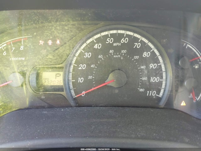 Toyota Sienna Le V6 8 Passenger