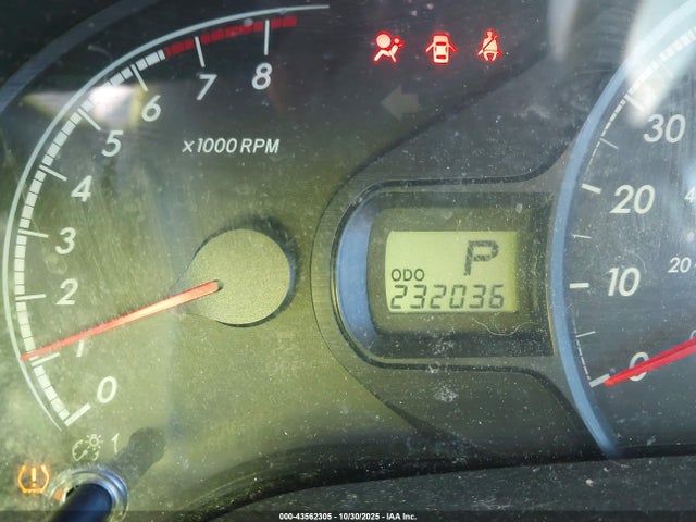 Toyota Sienna Le V6 8 Passenger