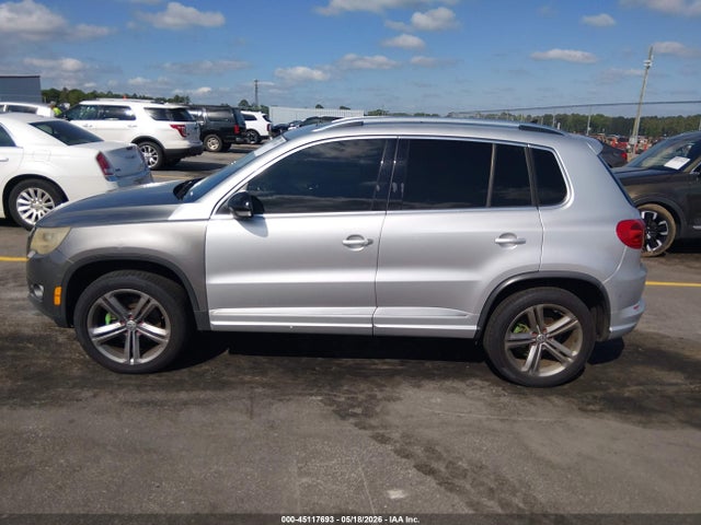 Volkswagen Tiguan 2.0t Sport