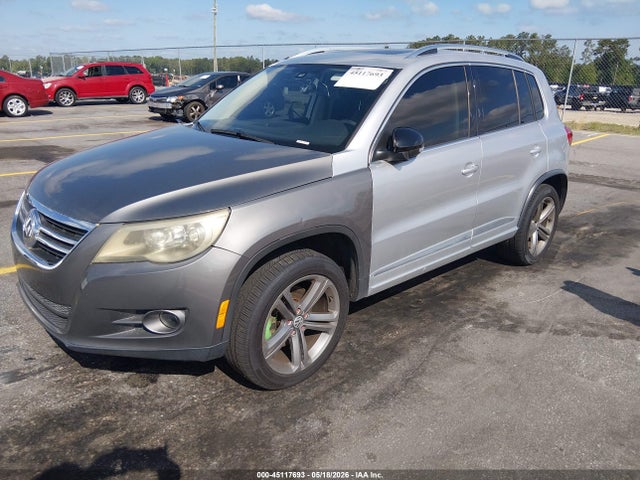 Volkswagen Tiguan 2.0t Sport