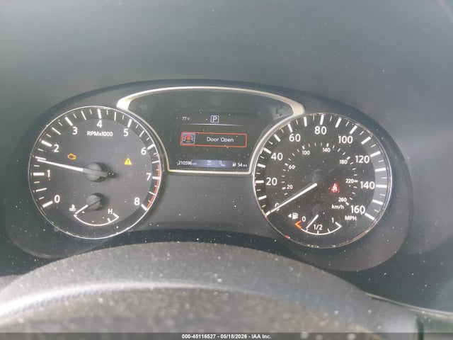Nissan Pathfinder Sv