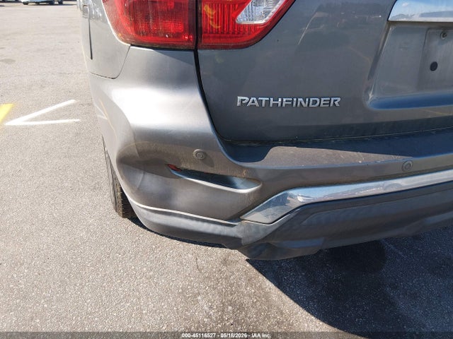 Nissan Pathfinder Sv
