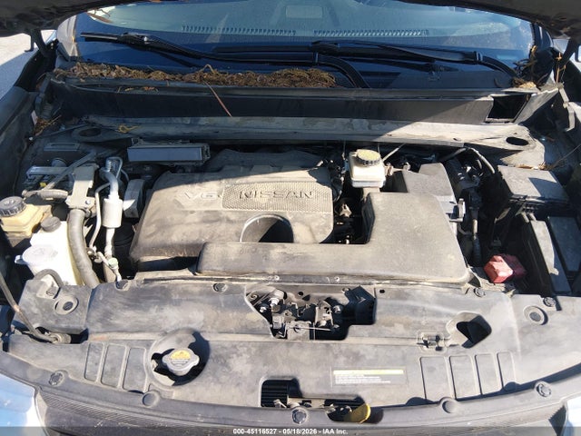 Nissan Pathfinder Sv