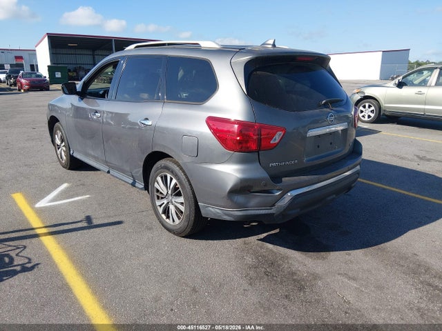 Nissan Pathfinder Sv