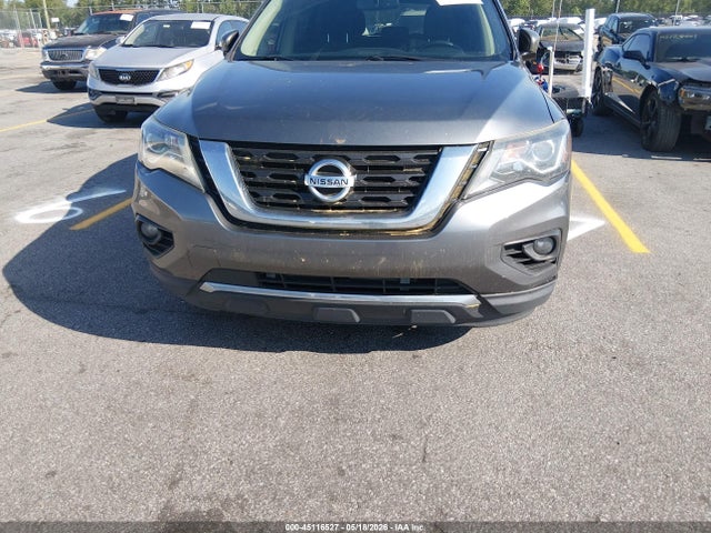 Nissan Pathfinder Sv