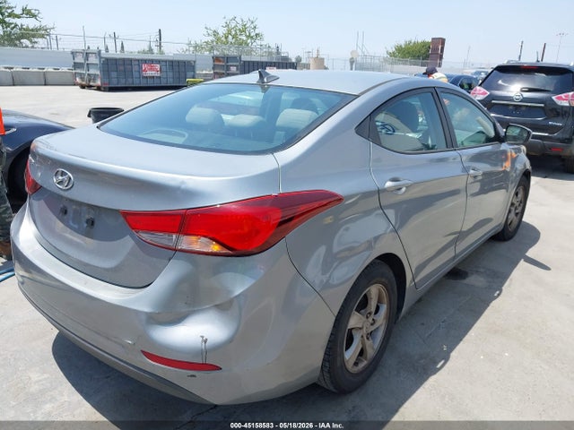 Hyundai ELANTRA Se