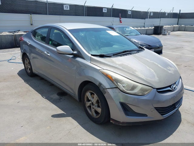 Salvage Hyundai ELANTRA Image