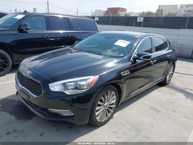 Kia K900 Luxury