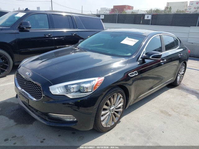Kia K900 Luxury