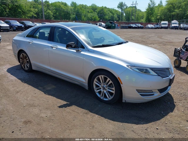 Salvage Lincoln MKZ Hybrid Image