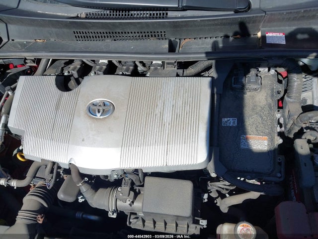 Toyota Prius Le Awd-e