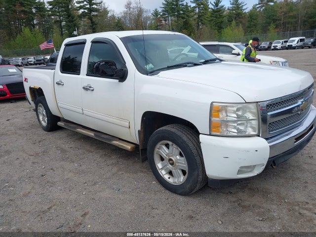 Salvage Chevrolet Silverado 1500 Image