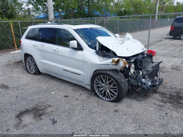 Salvage Jeep Grand Cherokee Image