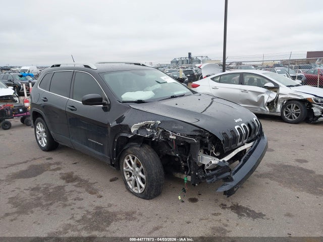 Salvage Jeep Cherokee Image