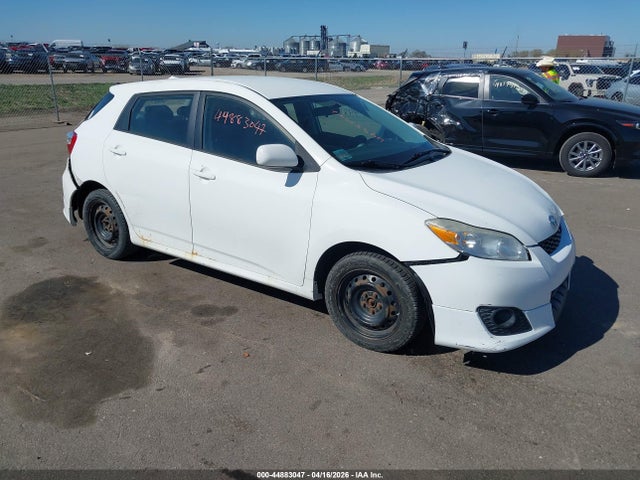 Salvage Toyota Matrix Image