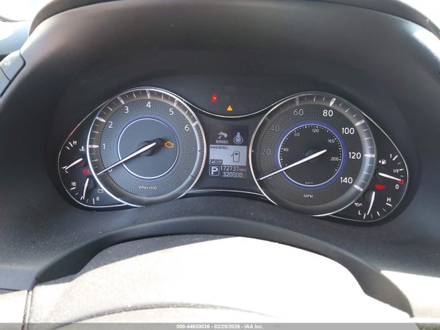 INFINITI Qx