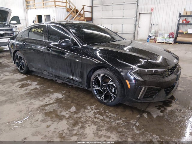 Salvage Kia K5 Image