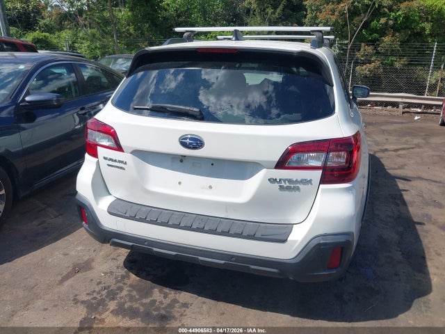 Subaru Outback 3.6r Touring